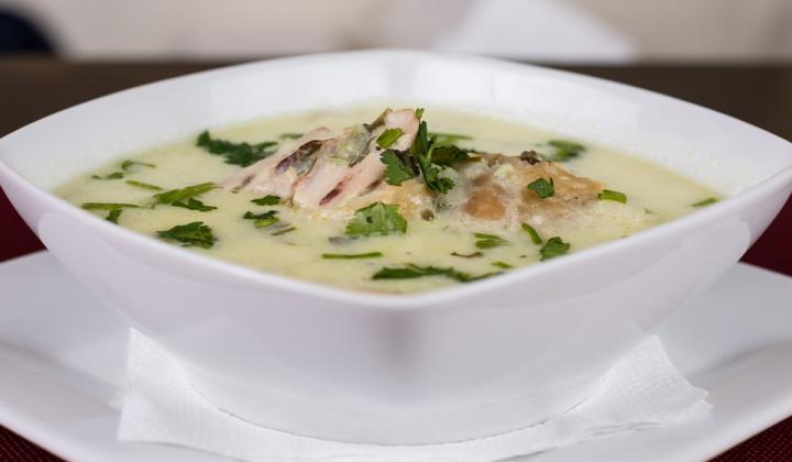 Jak připravit Supa avgolemono | recept na řeckou polévku Jak připravit Supa avgolemono | recept na řeckou polévku