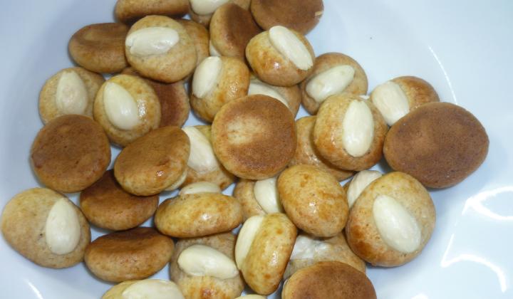 Jak upéct medové bochánky a srdíčka | recept Jak upéct medové bochánky a srdíčka | recept