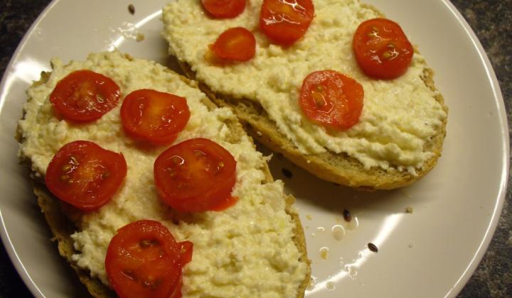 Jak připravit jemnou celerovou pomazánku | recept Jak připravit jemnou celerovou pomazánku | recept