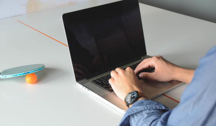 Jak stahovat a nahrávat soubory zdarma? Zkuste xShare.cz Jak stahovat a nahrávat soubory zdarma? Zkuste xShare.cz
