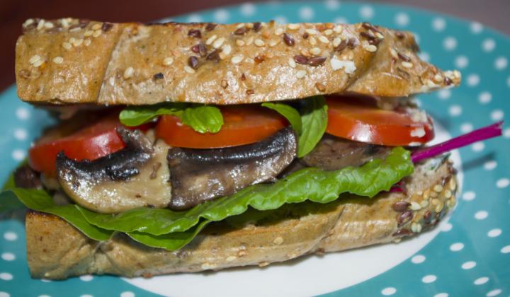 Jak připravit zdravý houbový sendvič | recept