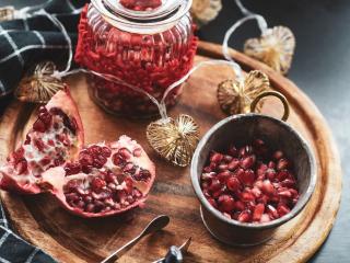 Jak je zdravé granátové jablko | recept na salát s granátovým jablkem Jak je zdravé granátové jablko | recept na salát s granátovým jablkem