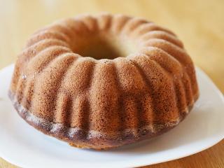 Jak upéct kokosovou bábovku s jablky | recept Jak upéct kokosovou bábovku s jablky | recept