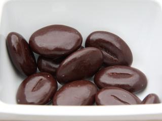 Jak udělat marcipánová kávová zrna | recept Jak udělat marcipánová kávová zrna | recept