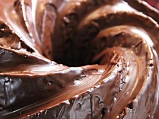 Jak udělat ořechovou bábovku s čokoládovou polevou | recept Jak udělat ořechovou bábovku s čokoládovou polevou | recept