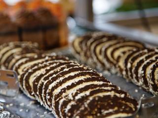 Jak udělat dvoubarevné roládky | recept Jak udělat dvoubarevné roládky | recept