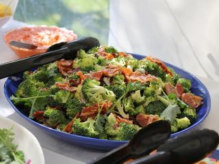 Jak připravit brokolicový salát | recept Jak připravit brokolicový salát | recept