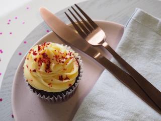 Jak upéct cuketové muffiny s vanilkovým krémem | recept Jak upéct cuketové muffiny s vanilkovým krémem | recept