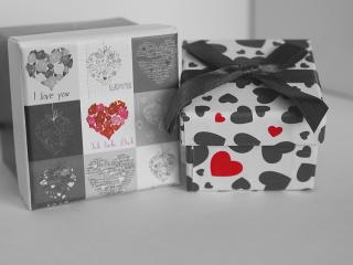 Jak si za pár korun vyrobit luxusní valentýnskou krabičku Jak si za pár korun vyrobit luxusní valentýnskou krabičku
