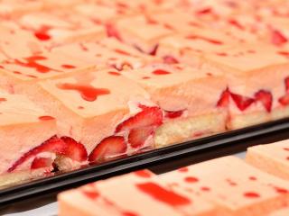 Jak upéct cukrářský jahodový koláč | recept Jak upéct cukrářský jahodový koláč | recept