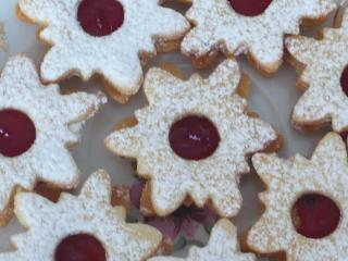Jak upéct tradiční linecké cukroví | recept Jak upéct tradiční linecké cukroví | recept