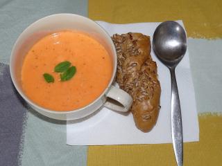 Jak uvařit krémovou mrkvovou polévku | recept Jak uvařit krémovou mrkvovou polévku | recept