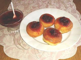Jak udělat tvarohové vdolečky s brusinkovou marmeládou | recept Jak udělat tvarohové vdolečky s brusinkovou marmeládou | recept