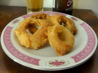 Jak na křupavé smažené cibulové kroužky | recept Jak na křupavé smažené cibulové kroužky | recept