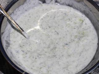 Jak udělat tzatziky z bílé ředkve | recept 