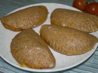 Jak upéct taštičky plněné rajčaty a sýrem | recept Jak upéct taštičky plněné rajčaty a sýrem | recept
