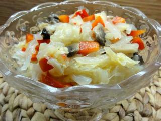 Jak udělat pálivý salát z pekingského zelí | recept Jak udělat pálivý salát z pekingského zelí | recept