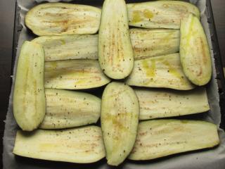Jak na rolované lilkové jednohubky s náplní | recept Jak na rolované lilkové jednohubky s náplní | recept