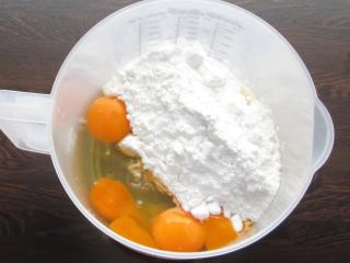 Jak upéct brownies z červené řepy a mandlí | recept na moučník z červené řepy