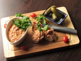 Jak na salámovou pomazánku Sloní žrádlo | recept na domácí pomazánku ze salámu Jak na salámovou pomazánku Sloní žrádlo | recept na domácí pomazánku ze salámu