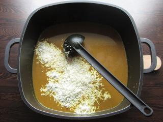 Jak uvařit cuketovou polévku s modrým sýrem | recept Jak uvařit cuketovou polévku s modrým sýrem | recept