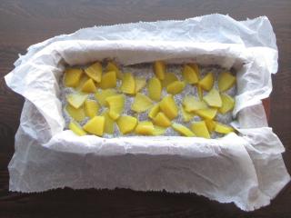 Jak upéct nadýchanou makovou bublaninu s ovocem | recept