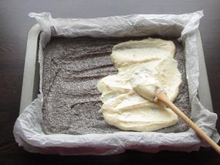 Jak upéct makový zákusek s tvarohovou náplní | recept Jak upéct makový zákusek s tvarohovou náplní | recept