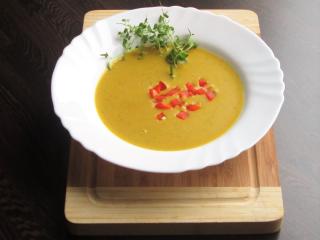 Jak uvařit krémovou čočkovou polévku | recept na čočkový krém Jak uvařit krémovou čočkovou polévku | recept na čočkový krém