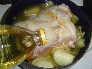 Jak udělat vepřovou kýtu protýkanou a konfitovanou | recept Jak udělat vepřovou kýtu protýkanou a konfitovanou | recept