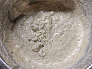 Jak upéct pistáciový moučník s citronovou polevou | recept i pro vegany Jak upéct pistáciový moučník s citronovou polevou | recept i pro vegany