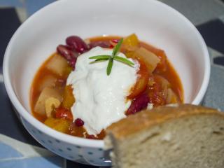 Jak připravit chilli s dýní a patizonem | recept Jak připravit chilli s dýní a patizonem | recept