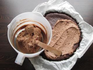 potírání korpusu krémem potírání korpusu krémem
