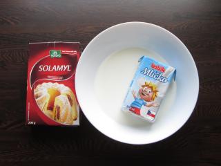 zbylé mléko se Solamylem rozmíchání zbylého mléka se Solamylem