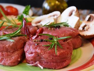 Jak připravit kančí hřbet na houbách | recept Jak připravit kančí hřbet na houbách | recept