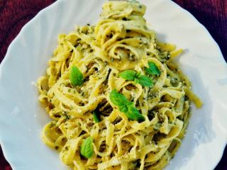 Jak uvařit těstoviny s domácím rukolovým pestem | recept Jak uvařit těstoviny s domácím rukolovým pestem | recept