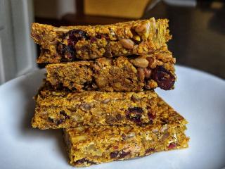 Jak snadno udělat domácí müsli tyčinky | recept Jak snadno udělat domácí müsli tyčinky | recept