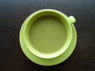 Jak udělat cuketovou polévku | recept na lehkou letní polévku Jak udělat cuketovou polévku | recept na lehkou letní polévku